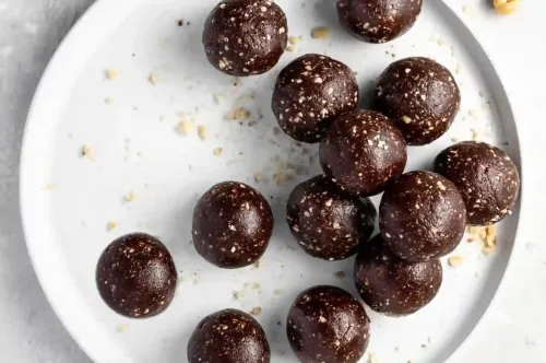 Benefits of Ragi Laddu by Dadi Maa Ke Laddu